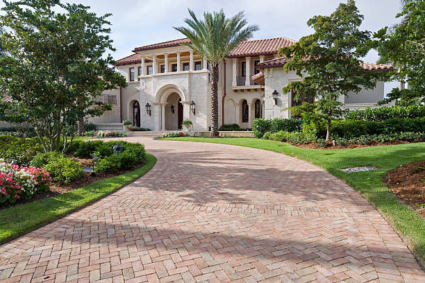 Best Driveway Pavers Near Me  in Raymond, IL